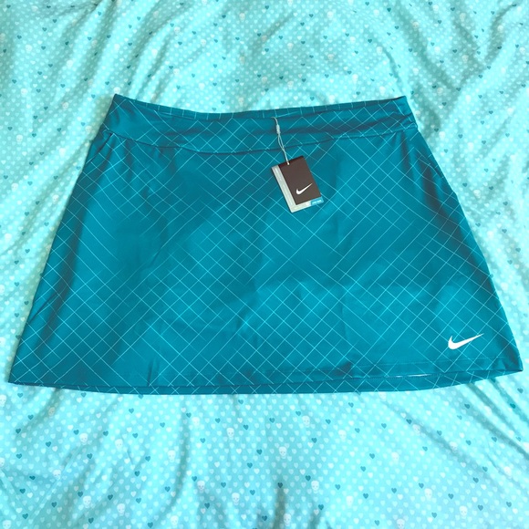 Nike Pants - Women's Nike Dry Golf Skort Size 2XL